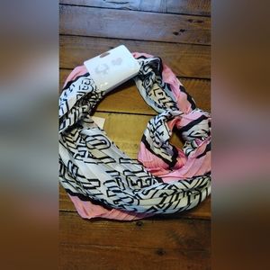 Hello beautiful scarf